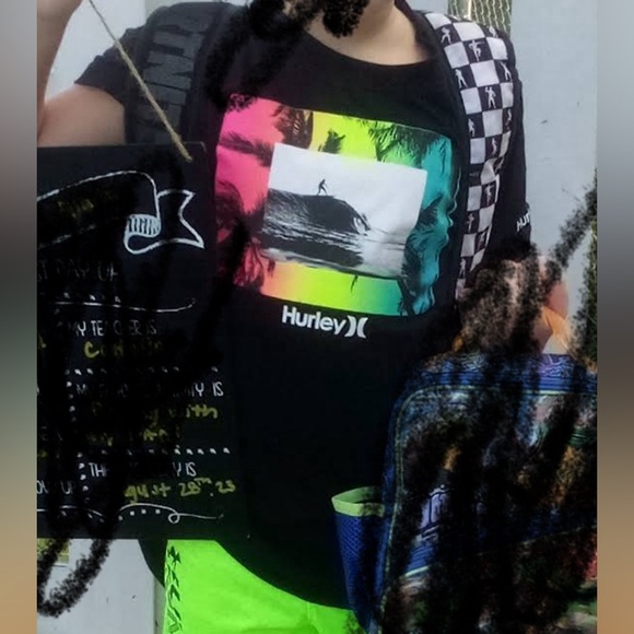 Hurley TEE  - Youth Short sleeve shirt. - Picture 4 of 4